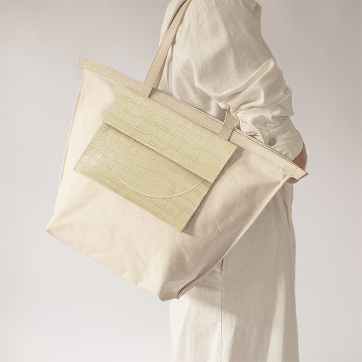 Egyedi bőr táska, variálható, kortárs designer bőr táska